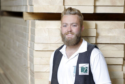 Nico Bock – Zimmerer – Zertifizierter Verarbeiter Zellulose-Einblasdämmung, Eintritt ins Unternehmen: 01.08.2017